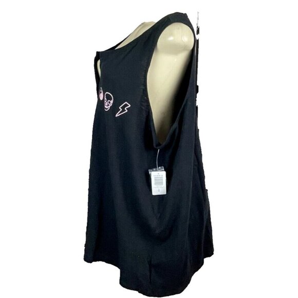 Torrid +4 Black Button Neck Pink Embroidered Skull-Bolt-Ying-Yang Icons Tank Top - Picture 5 of 6